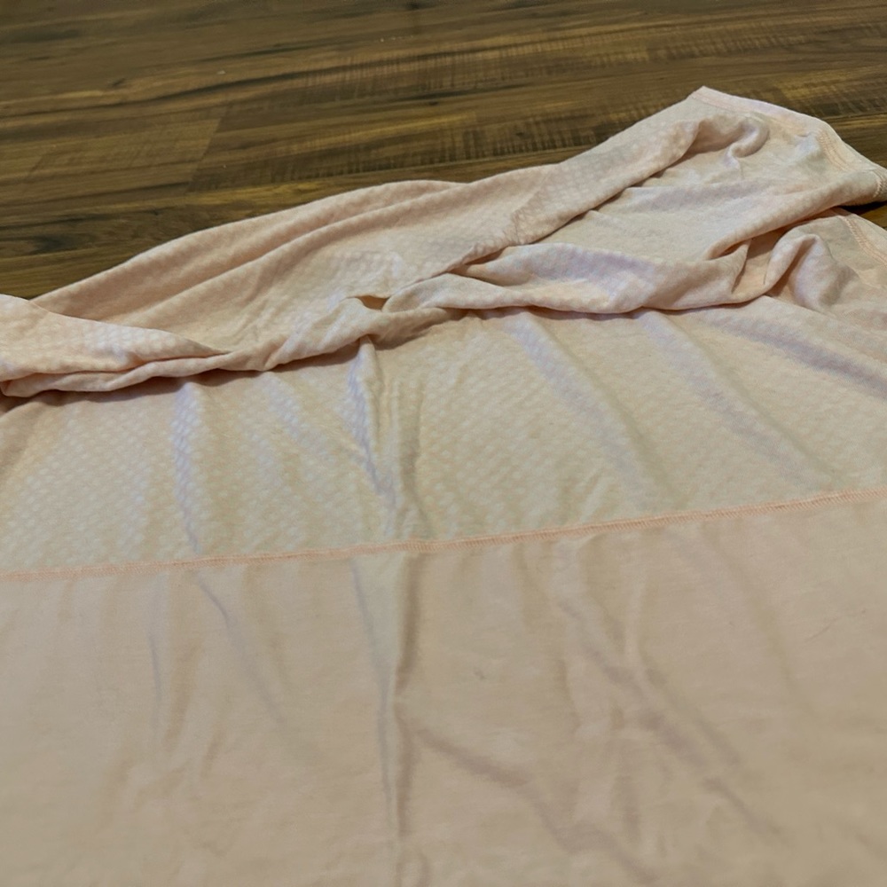 Lululemon Infinity Wrap - Picture 2 of 4